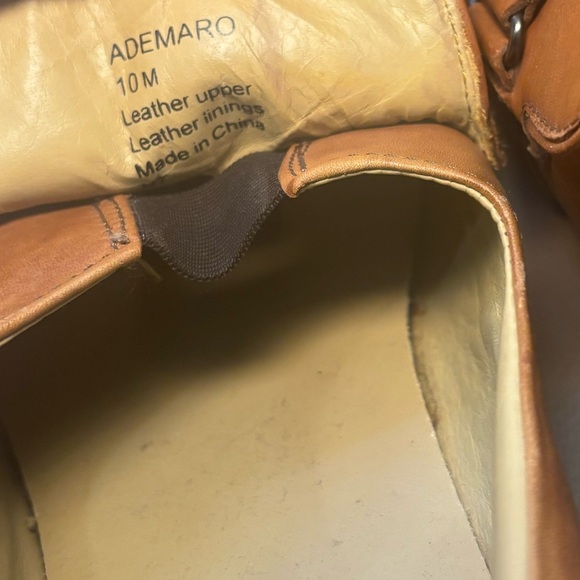 Elegant Tan Leather Loafers for Men - Picture 5 of 6